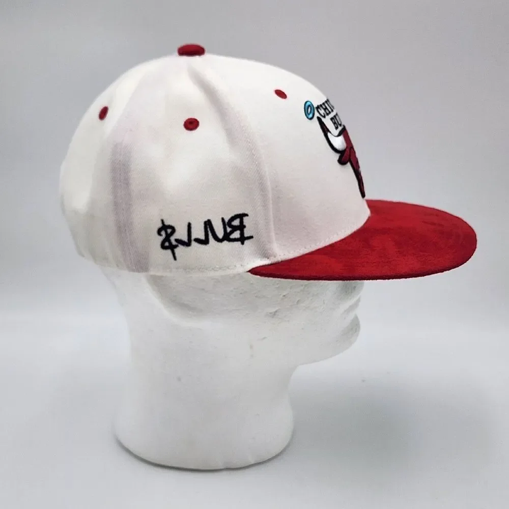 Chicago Bulls Melonwear‎ Hat 2021/22 Artist Hat Series Sergio Farfan Red White